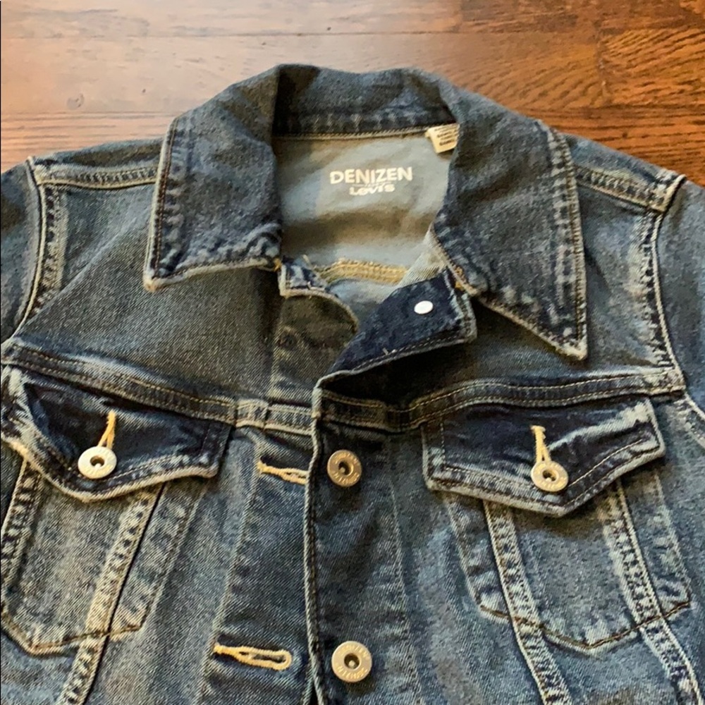 Levi’s Jean jacket - Picture 2 of 4